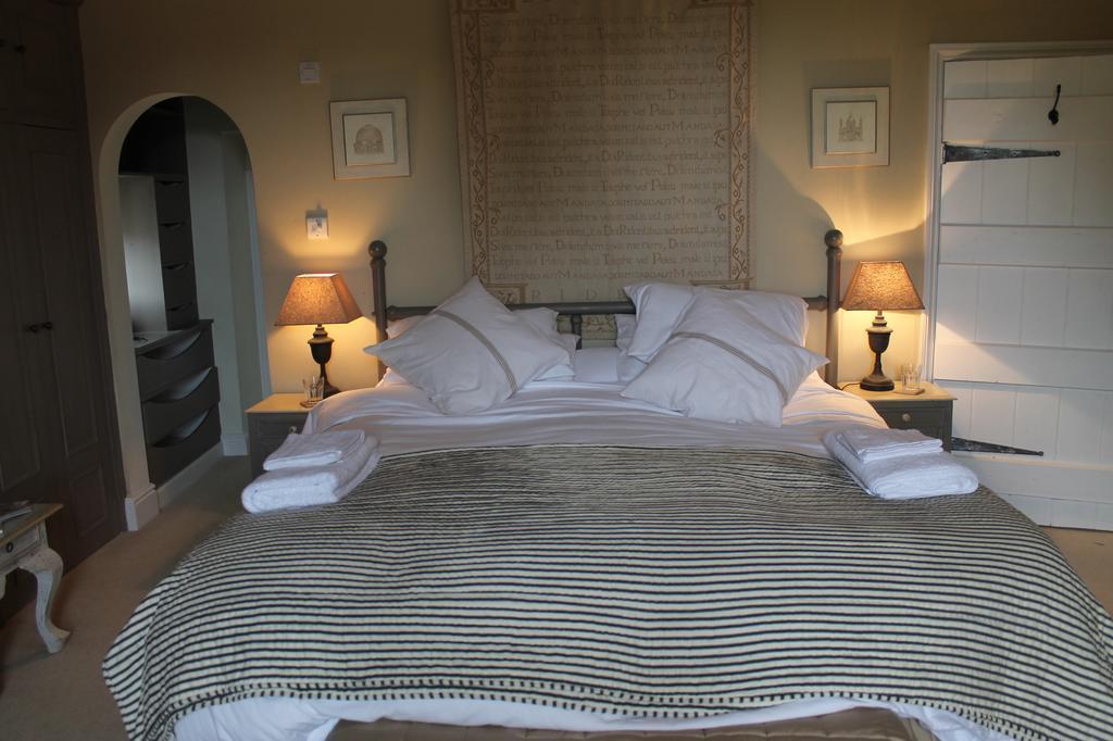 Kelston Roundhill Farmhouse الغرفة الصورة